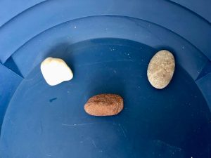 Comment reconnaitre une hématite en orpaillage ? 1 hematite, quartz et granit