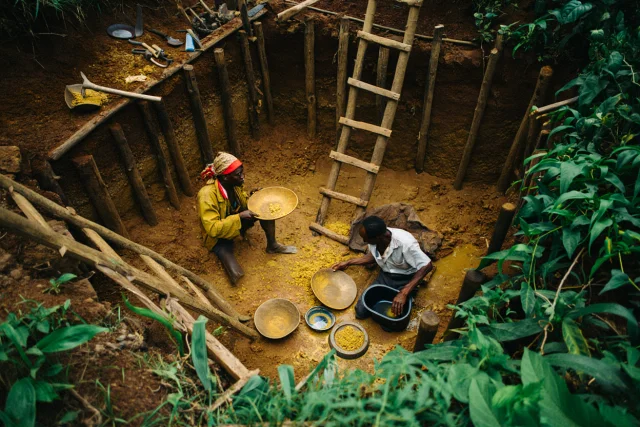 camp d’orpailleurs illégaux en Guyane